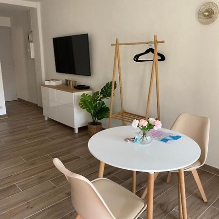 Mistral Gagnant - Parking Prive Apartment Cassis Bagian luar foto